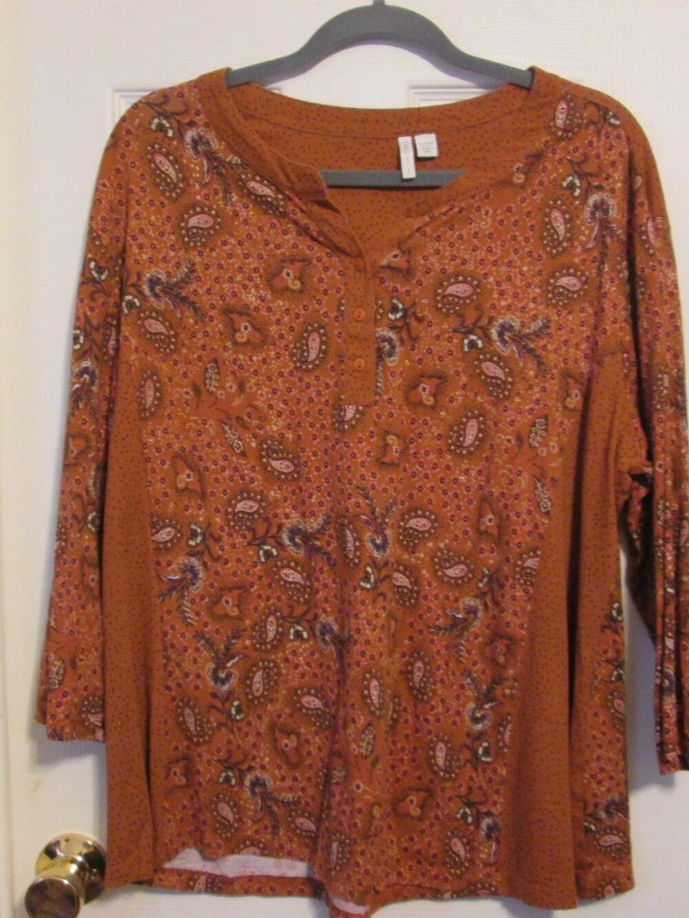 Women's Henley Style Top in Rust Paisley Print, Size 18/20W
